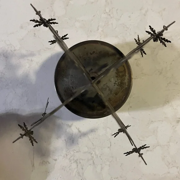 Vintage Metal Silver Snowflake Musicbox Decor - Picture 5 of 17
